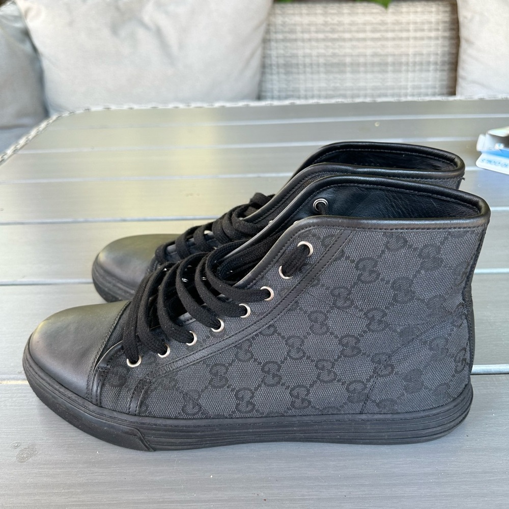 Gucci men high top black logo sneakers size 10.5 - 11 US - Picture 2 of 3